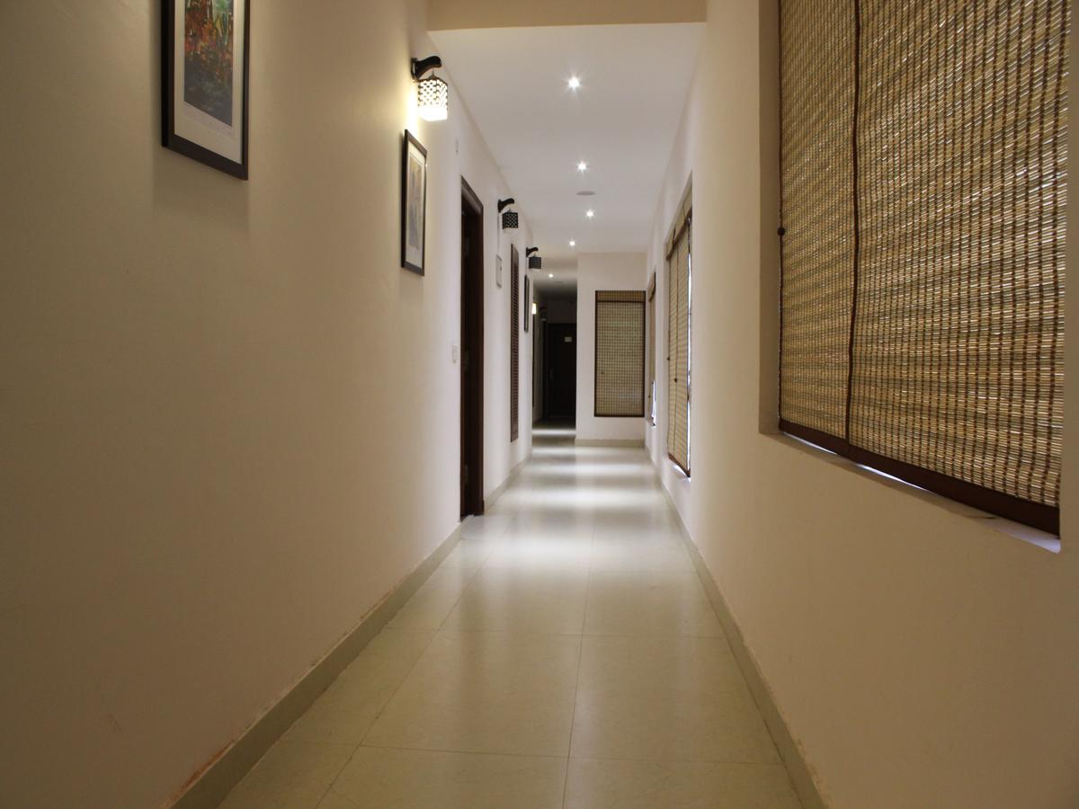 Oyo 2531 Hotel Una Comfort Misty Oak Nainital Exterior foto